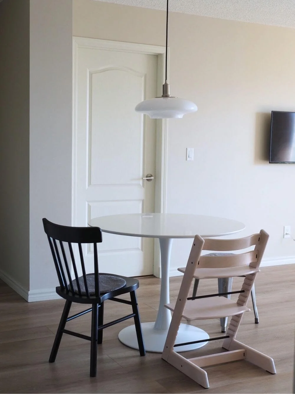 買ってよかった!IKEA高見えペンダントライト でダイニングとりあえず 買ってよかった!IKEA高見えペンダントライト でダイニングとりあえず